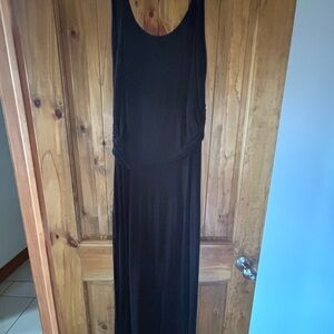 Black Sleeveless Maxi Dress